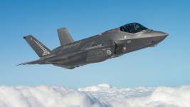 İsrail, F-35’lerin İran’ın İnsansız Hava Araçlarını Düşürmesini Yayınladı İsrail, F-35'lerin İran'ın İnsansız Hava Araçlarını Düşürmesini Yayınladı