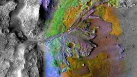Mars'taki Yeşil Kumlar Öncesinde Islak Olduğunu Gösteriyor