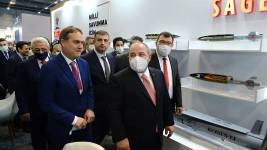 bakan varank saha expoda tubitak standini ziyaret etti