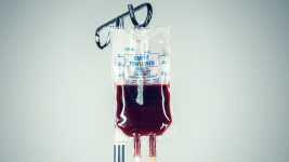 Kan Nakillerinin Yaşlanmayı Tersine Çevireceği İddia Edildi ve FDA Devreye Girdi